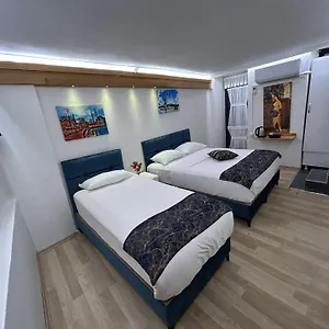 4* Hotel Seven Oldcity