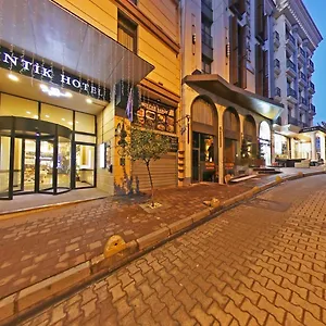 4* Hotel Antik